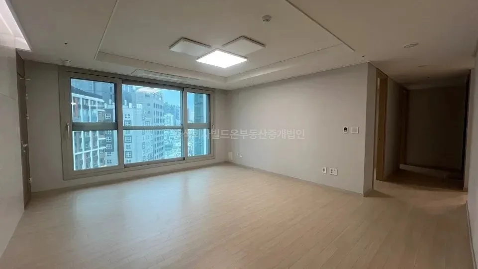 서초동 아파트 래미안 리더스원 현장 실물 3 (자료: 공실뉴스)